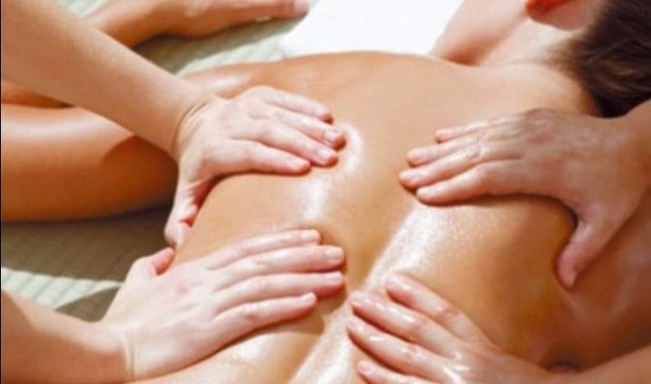 Zensabay spa movil MASAJE CUATRO MANOS Masaje  terapéutico  doblemente relajante. 